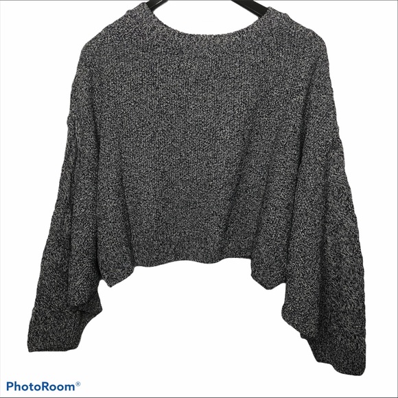TOPSHOP Crop Batwing Sleeve cable Sweater - Picture 2 of 5